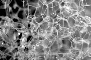 A palavra higiene é derivada do grego, "hugieinós" e significa o que contribui para a saúde.