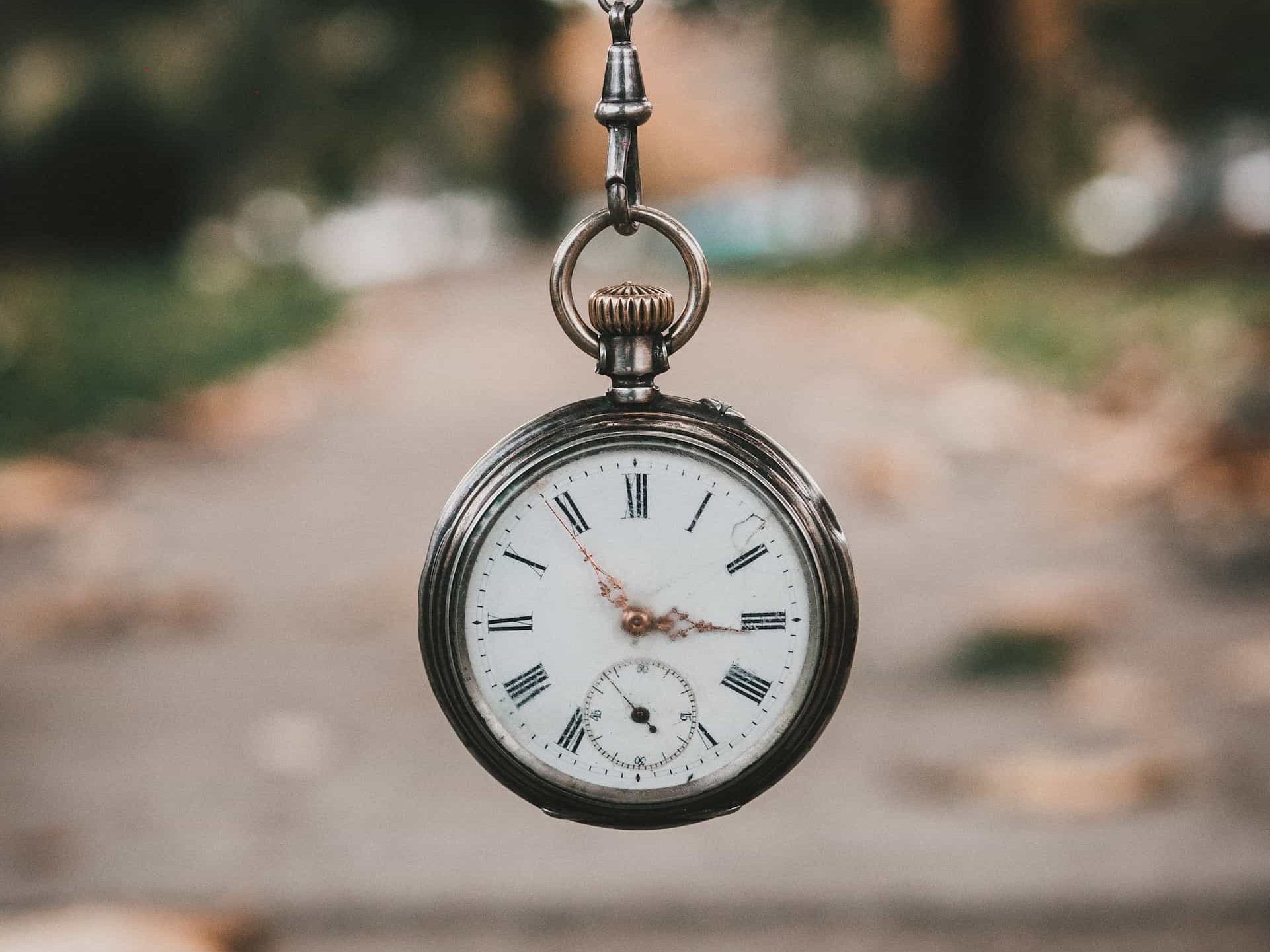 0050-andrik-langfield-0rTCXZM7Xfo-unsplash (1) – Copia Tempo