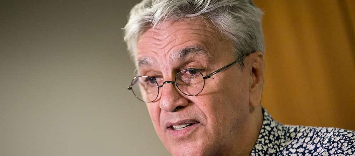 Live em família comemorando o aniversário de Caetano Veloso