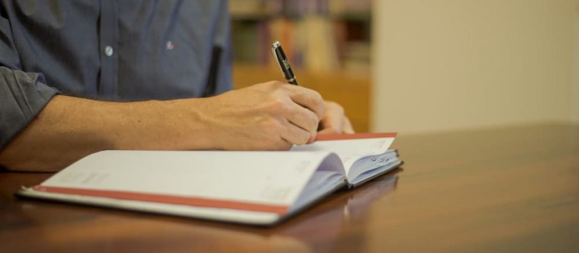 O Dois marca a separação e contrato combina os termos de nossa convivência.